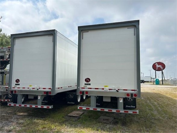 2026 48′ Champion Sheet & Post with Roll Up Door