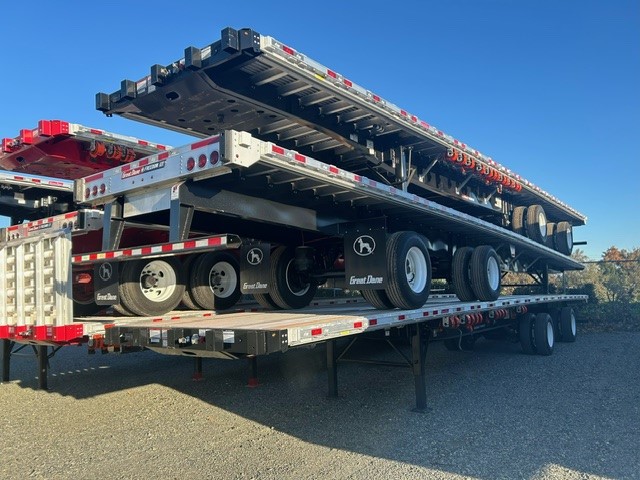 2025 Great Dane FLP 53′ Combo Fixed Spread Axle