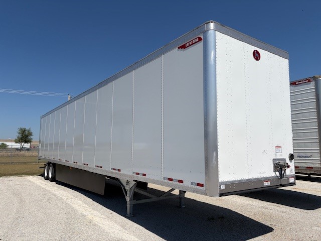 2027 Great Dane Champion Composite